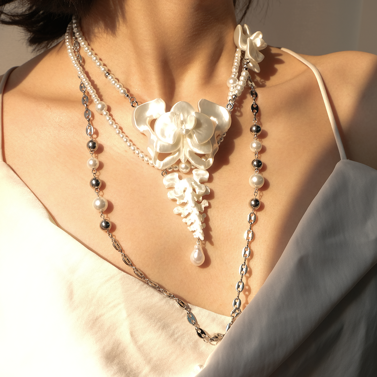 YANZHUJI | Phalaenopsis Orchid 3D-Printed Multi-Layer Stackable Chain Jewelry Necklace - Handcrafted Beads, Versatile, Photogenic Fashion Costume Accessory with Artisanal Imperfections