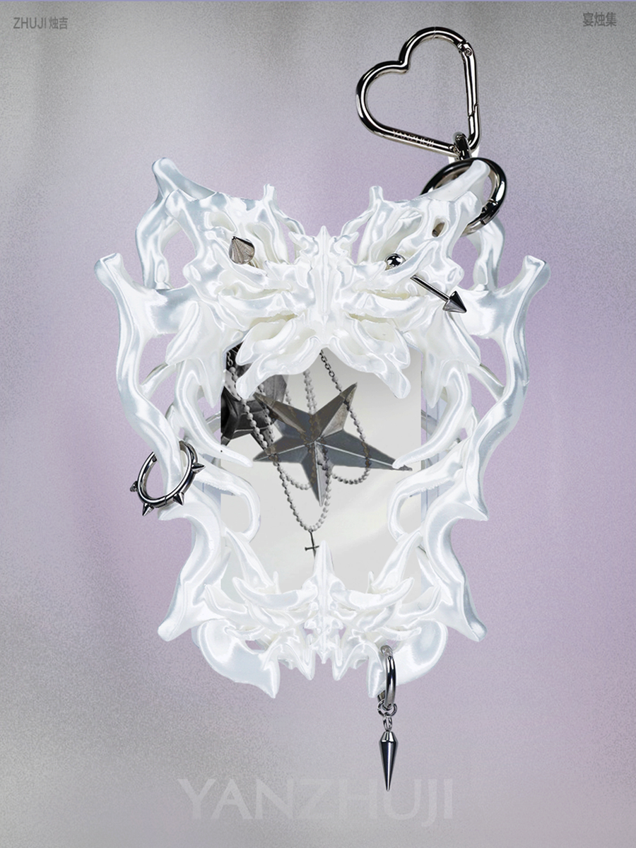YANZHUJI: Liquid Bone Butterfly 3D Printed Punk Design Card Sleeve for 3/3.5-inches Card