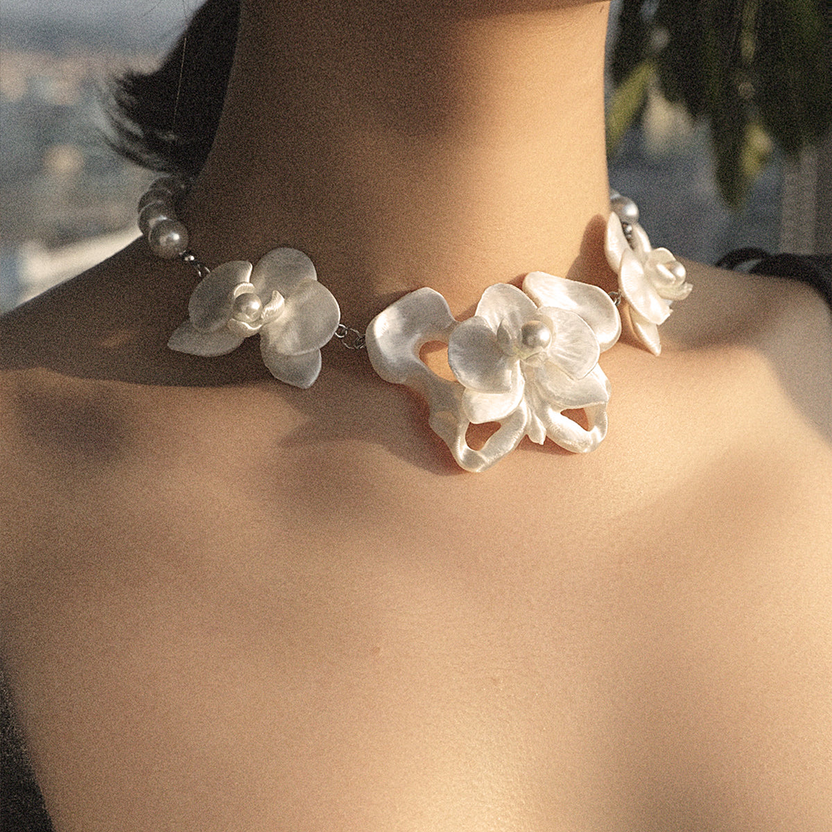 YANZHUJI | Phalaenopsis Orchid 3D-Printed Multi-Layer Stackable Chain Jewelry Necklace - Handcrafted Beads, Versatile, Photogenic Fashion Costume Accessory with Artisanal Imperfections