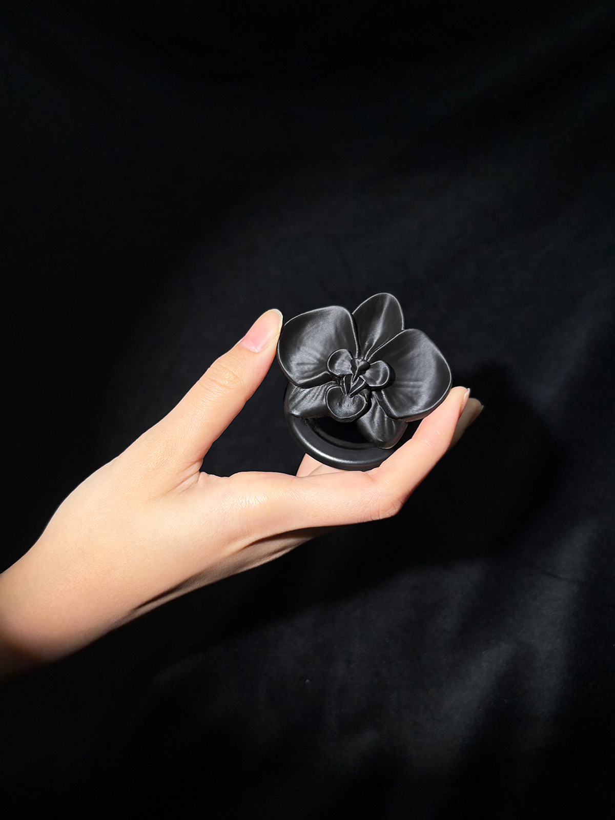 YANZHUJI | 3D-Printed Orchid MagSafe Phone Grip, Plastic Magnetic Base, Multi-Angle Mobile Accessory for MagSafe Phones